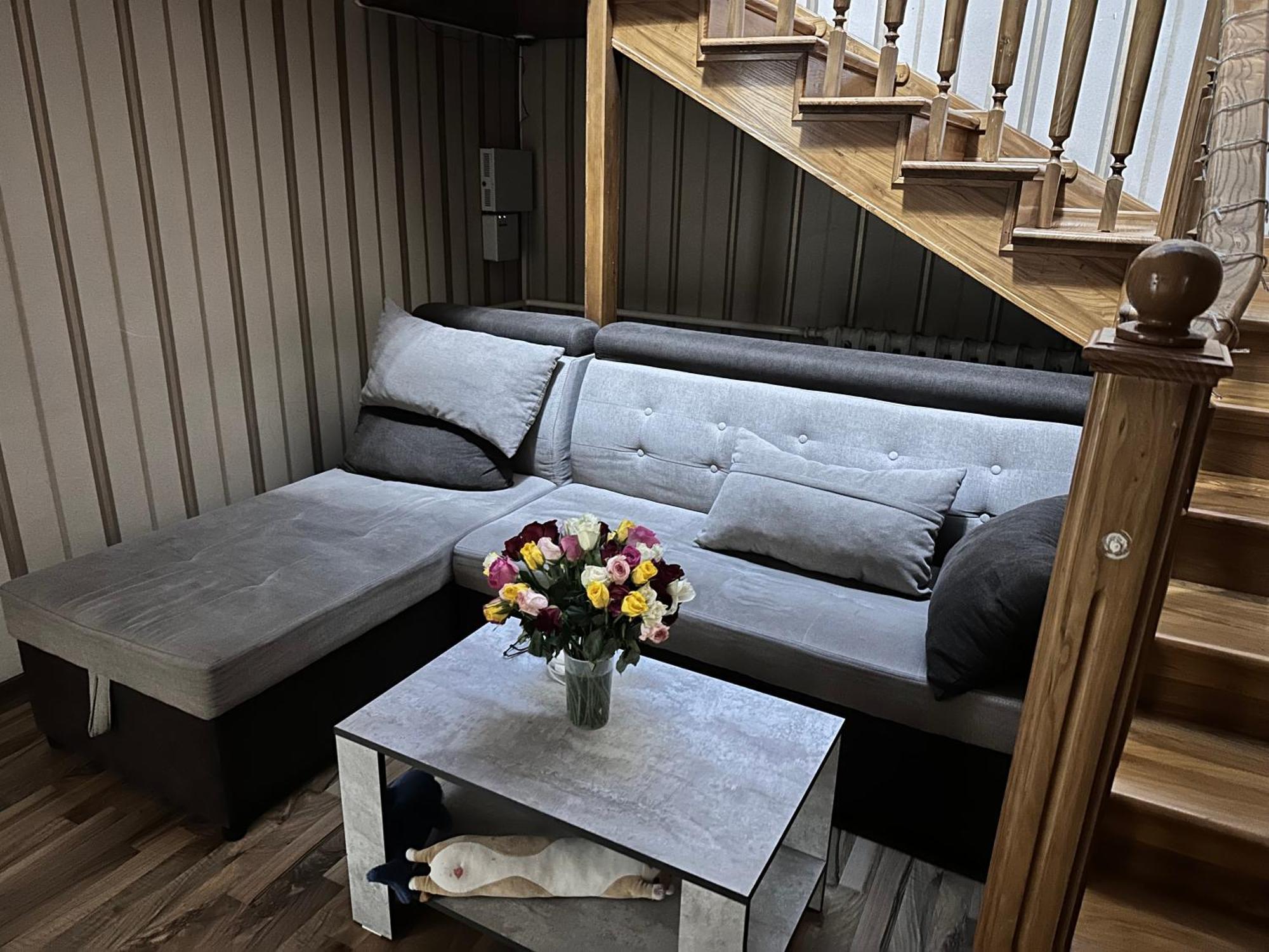 Hostel 4U Bişkek Dış mekan fotoğraf